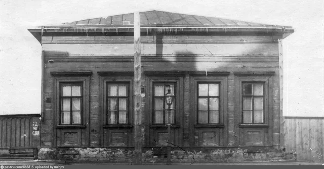 Гагаринский переулок, 18