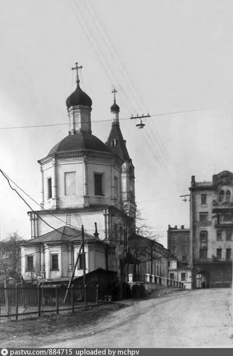 3-й Обыденский переулок. Храм Илии Пророка Обыденного