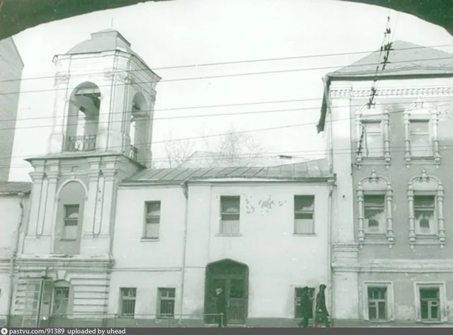 Храм Святителя Николая в Кленниках