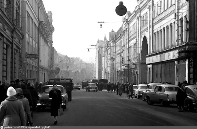 Улица Никольская (25 Октября)