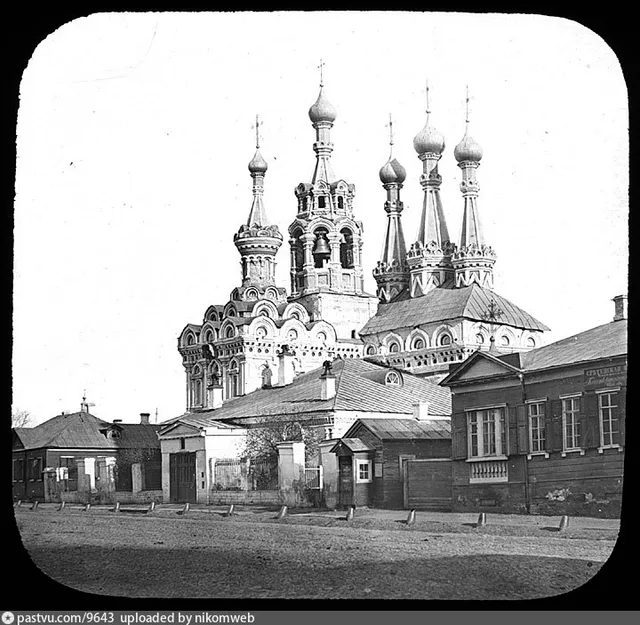 Малая Дмитровка. Храм Рождества Богородицы в Путинках