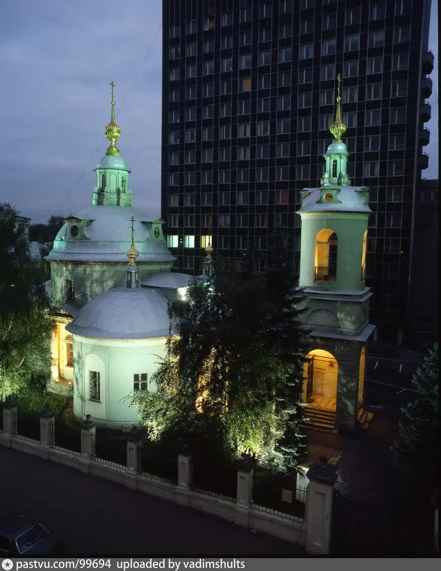 Храм Косьмы и Дамиана в Старых Котельниках на Маросейке
